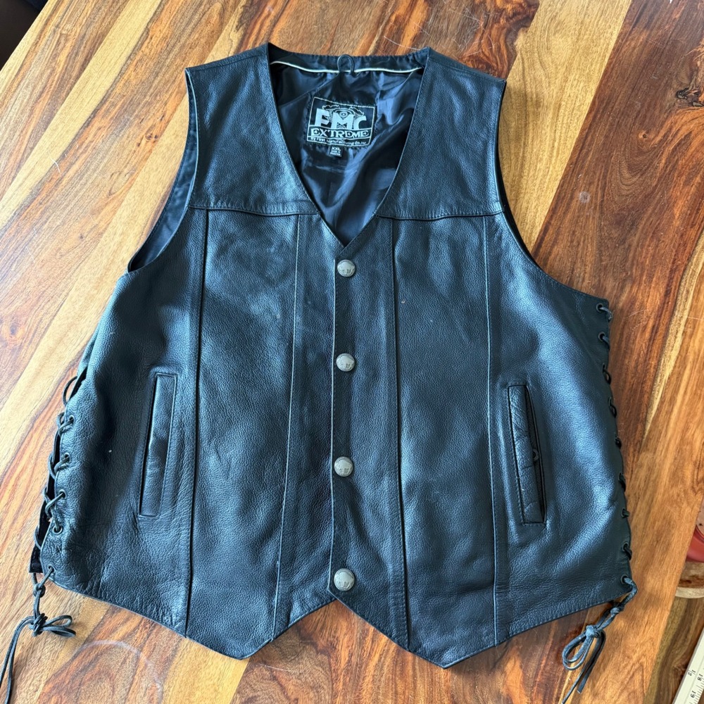 FMC Extreme Mens Black Leather Biker Vest Buffalo Nickel Snaps Side Lace XXL - Picture 6 of 11